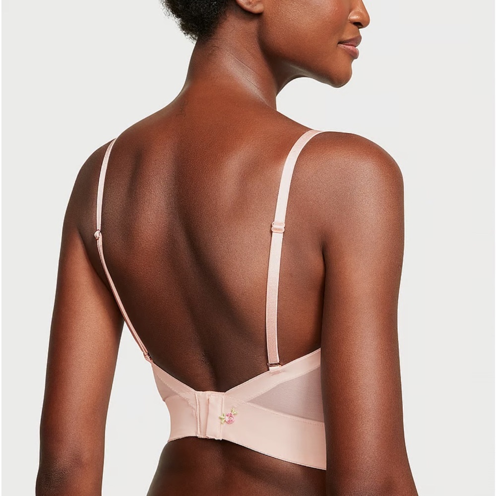 New DREAM ANGELS
Rosebud Embroidery Unlined Strapless Plunge-Back Corset Top - Picture 2 of 6